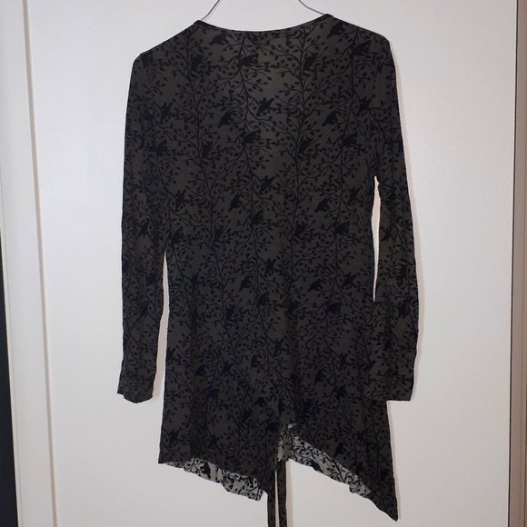 ASH Blouse - Picture 2 of 8